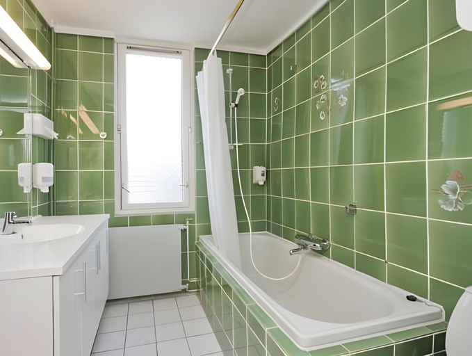 Bathroom 4, Hotell Vic Porsgrunn, Porsgrunn