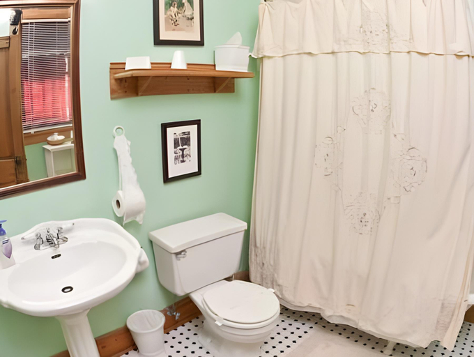 Bathroom 3, Sweetwater Branch Inn, Alachua