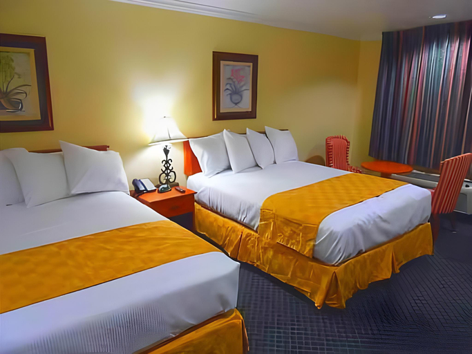 Bedroom 2, Best Host Inn, Orange