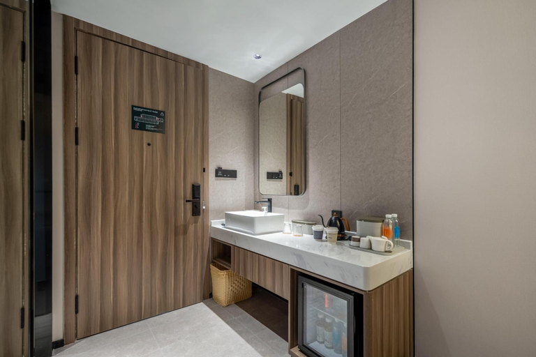 Bathroom 3, Atour Hotel Anji MixC World Tiyuguan Road, Huzhou