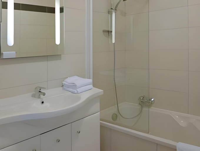 Bathroom 3, Residence de Tourisme Ajaccio Amiraute, Corse-du-Sud