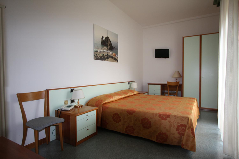 Bedroom 11