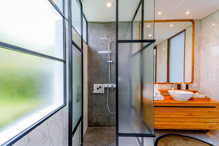 Bathroom 2, Villa Nyanyi Tabanan by Bali Grow Managament, Tabanan
