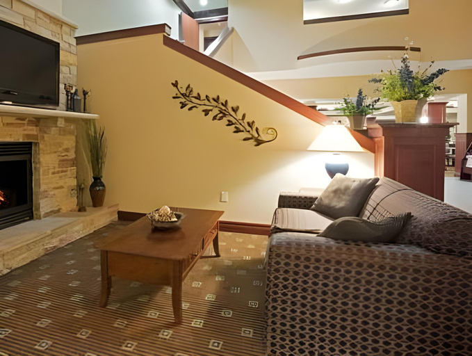 Public Area 3, Holiday Inn Express & Suites WINONA by IHG, Winona
