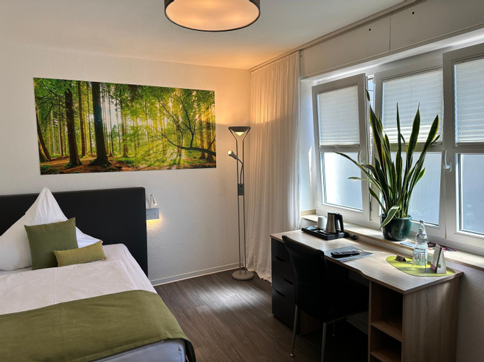 Bedroom 15