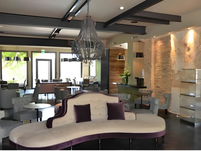 Public Area 4, Les Lodges Sainte-Victoire Hotel & Spa, Bouches-du-Rhône