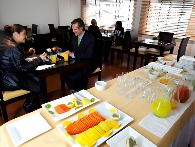 Food & Drinks 4, Travelers Obelisco Apartamentos, Santafé de Bogotá