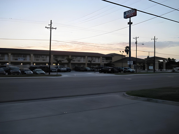 Others 5, Texas Inn - Welasco/Mercedes, Hidalgo