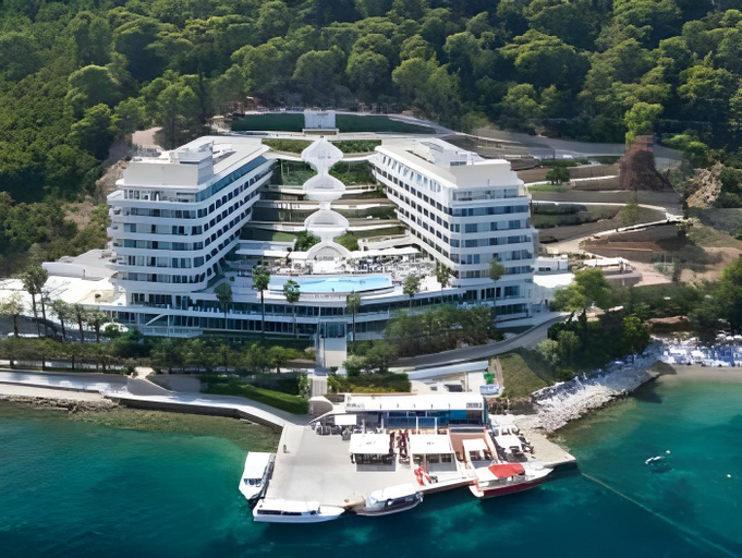 Exterior & Views, Hilton Lopud Beach Resort & Spa, Pojezerje