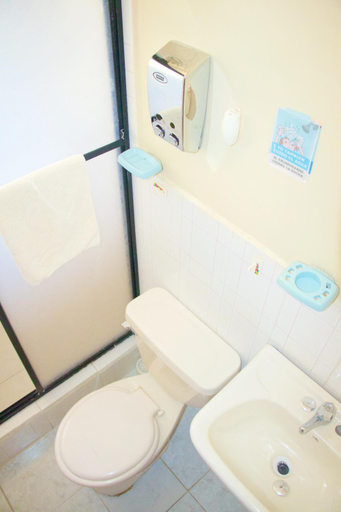 Bathroom 2, Hostal Nathaly, San Cristóbal