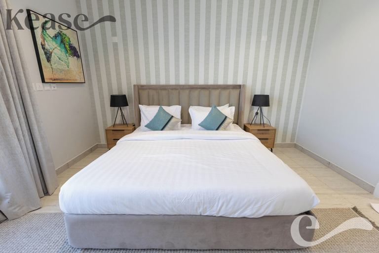 Room 2, Kease Yasmin H-11 Royal Touch AZ95, Riyadh