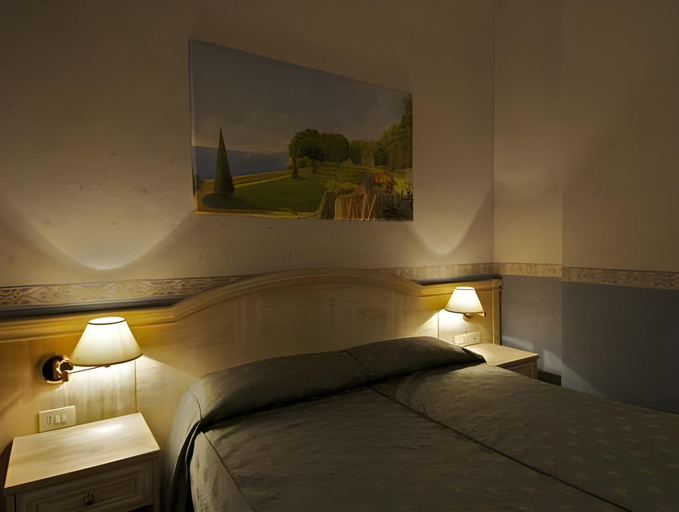 Bedroom 2, Piccolo Imperiale, Roma