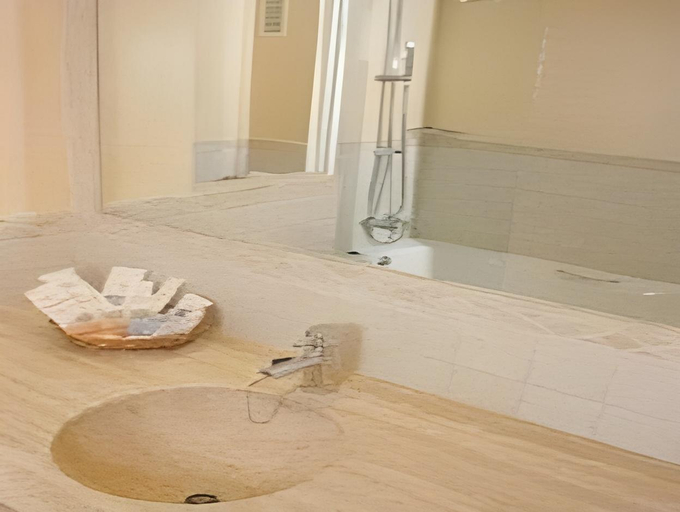 Bathroom 3, Hotel Pamplona, Baleares