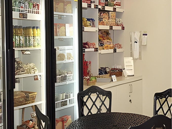 Food & Drinks 5, MainStay Suites Greensboro, Guilford