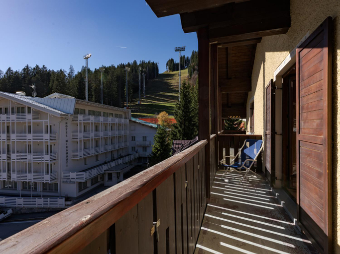 Others 4, Residenza 3-Tre, Trento