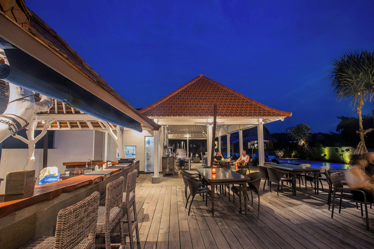 Food & Drinks 5, Water Blow Huts, Klungkung