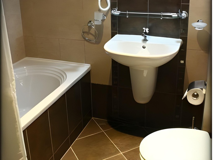 Bathroom 4, Hotel Orlovetz, Gabrovo