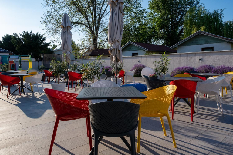 Food & Drinks 3, Vila Navona, Mangalia