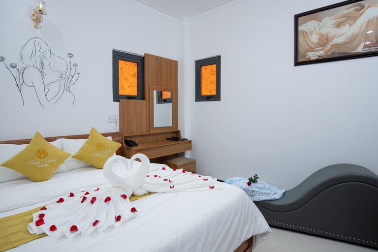 Bedroom 14