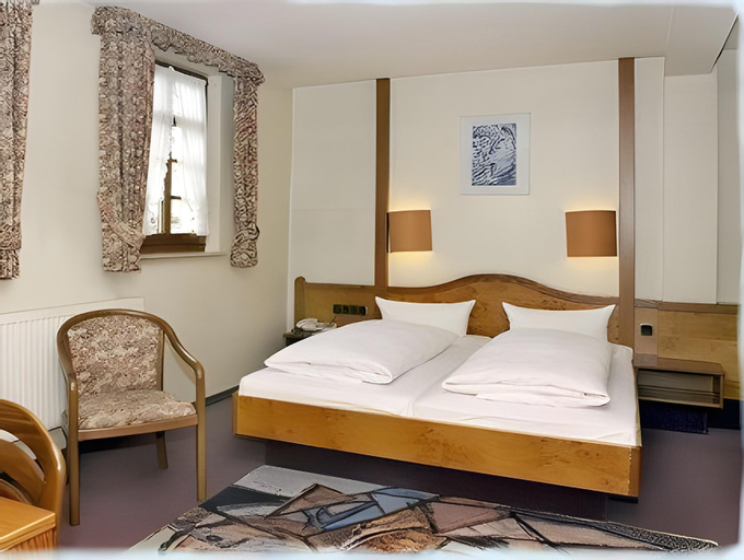 Bedroom 3, Hotel-Restaurant Zur Kanne, Rhein-Pfalz-Kreis