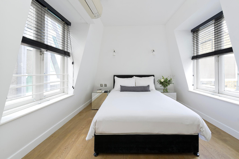 Bedroom 2, Crane Court by City2Stay, London