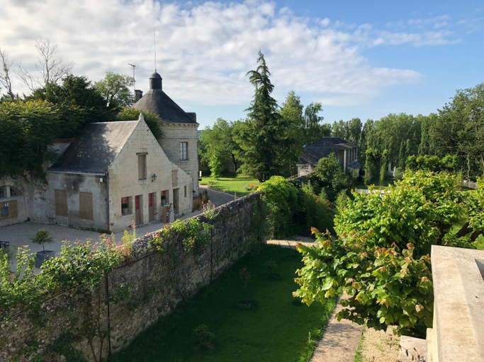 Others 5, Cottage de la Tour - Duplex troglodyte of 100 m, Indre-et-Loire