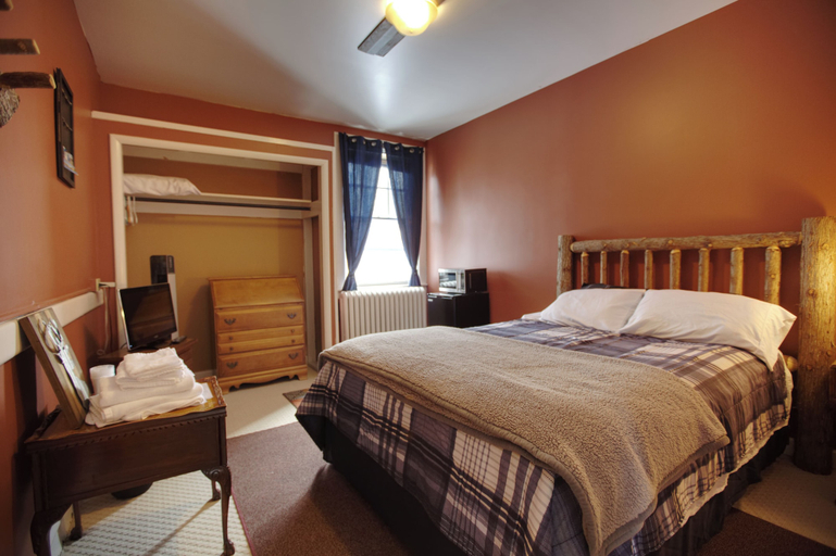 Bedroom 3, Prescott House ADK, Essex