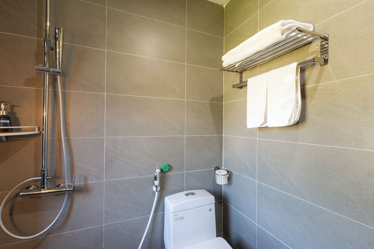Bathroom 5, THE 1903 Sapa, Sa Pa