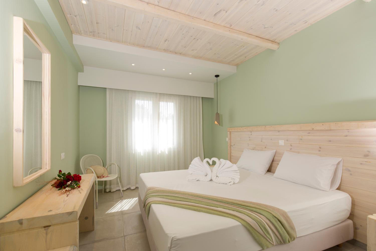 Bedroom 2, Anthemis Hotel Apartments, North Aegean