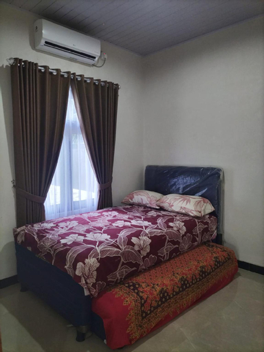 Bedroom 1, Griya Patria Entire House in Cimahpar, Bogor, Bogor