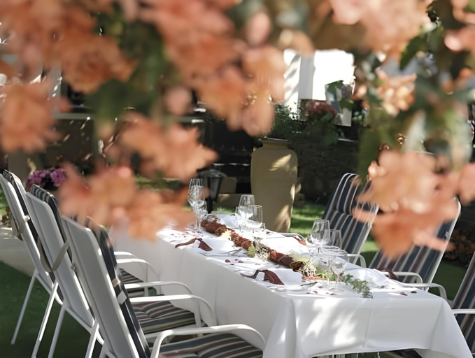 Others 4, Hotel Unter den Linden, Rheingau-Taunus-Kreis