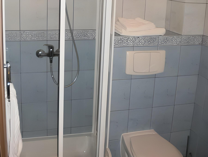 Bathroom 2, Resort Jura, Zawiercie