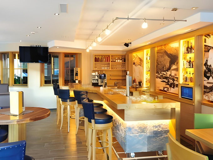 Food & Drinks 5, Hotel Garni Castel B&B, Landeck