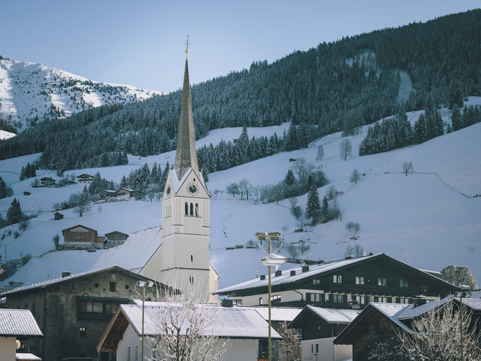 Exterior & Views 2, Apartments Goldbergblick by we rent, Zell am See