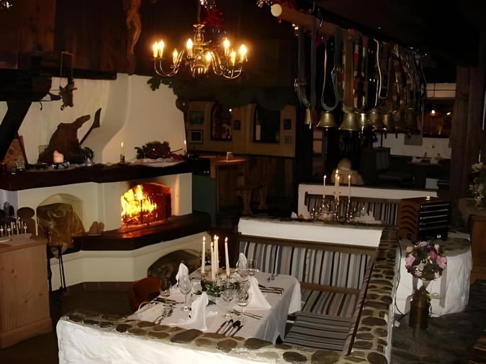Food & Drinks 2, Hotel Hoehlenstein Juns-Tux, Schwaz