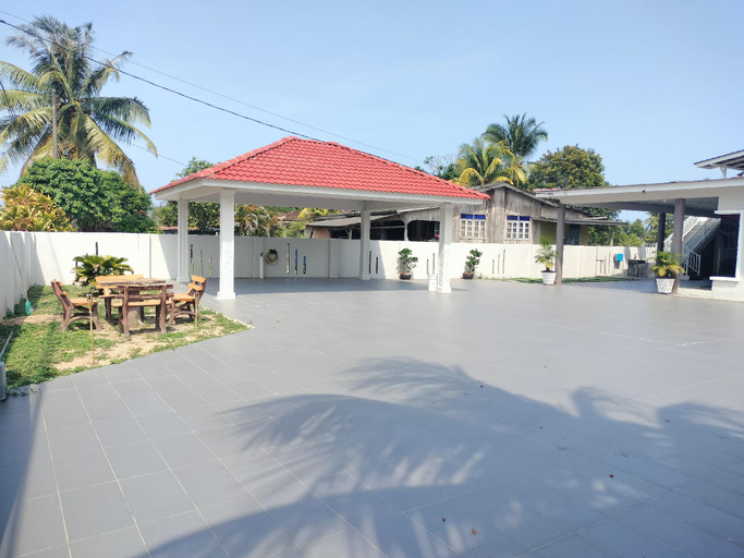 Others 2, Rina Guest House, Kemaman, Kemaman