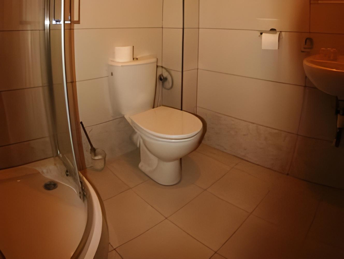 Bathroom 4, Korona Palace, Łęczyca