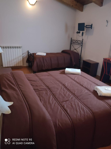 Bedroom 2, Hotel Stefany, Napoli