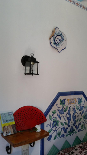 Others 2, Hostal la Ninfa, Granada