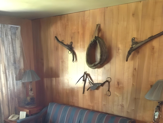 Others 3, Bennett Bay Inn, Kootenai