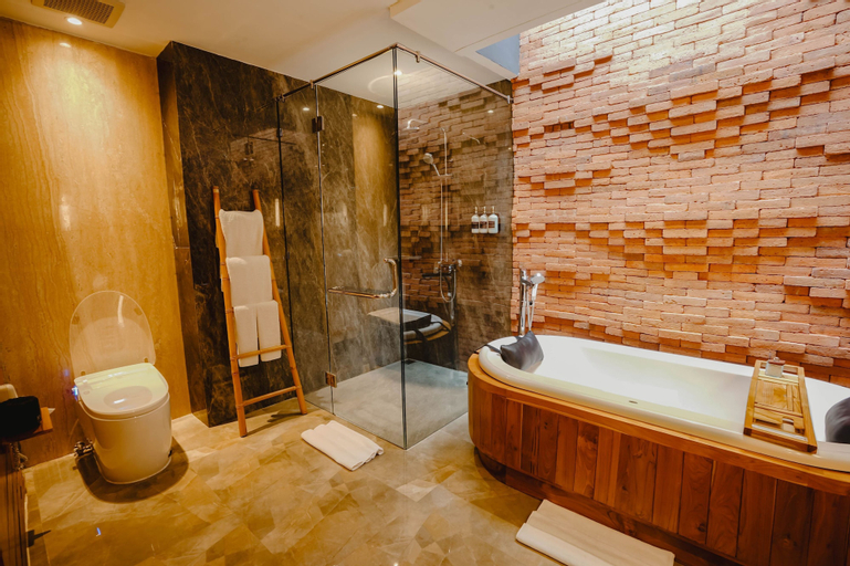 Bathroom 3