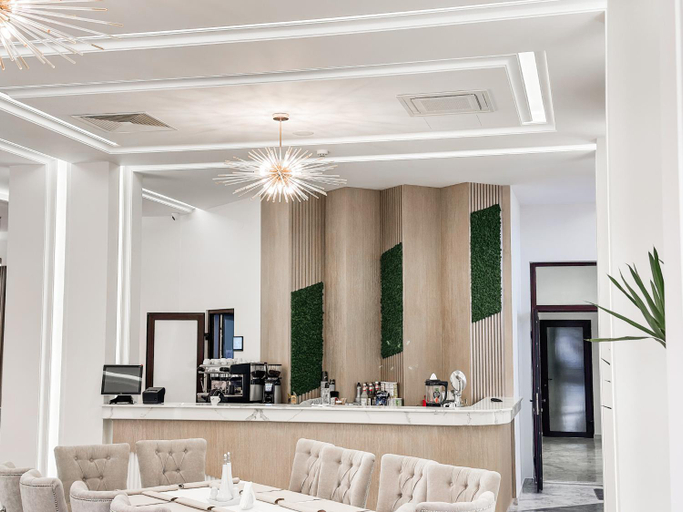 Food & Drinks 3, Complex Vila Rania, Satu Mare