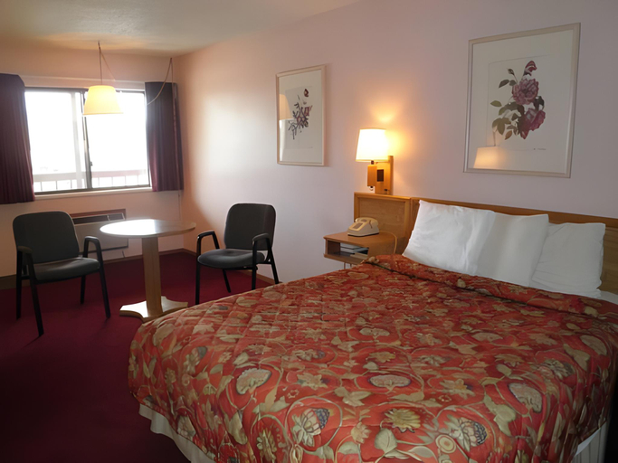 Bedroom 3, Hotchkiss Inn Motel, Delta