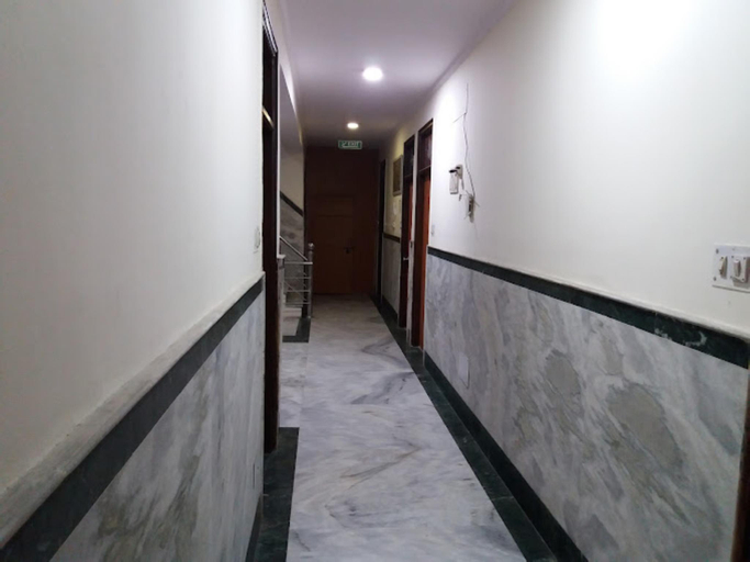 Public Area 3, Goroomgo Cottage Ganga Inn New Delhi, West