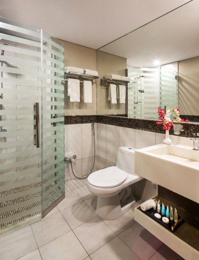 Bathroom, Le Park Concord Turayf