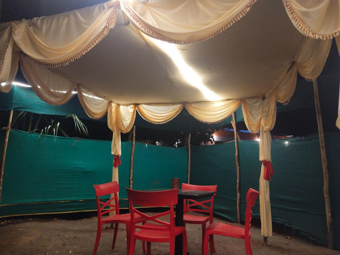 Food & Drinks, Paradise Auro Jungle Resort, Viluppuram