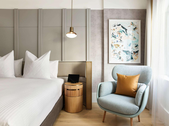 Bedroom 12