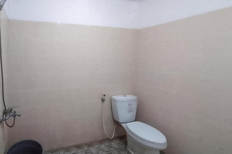 Bathroom 9