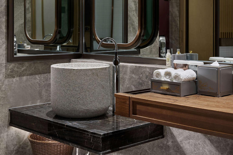 Bathroom 15
