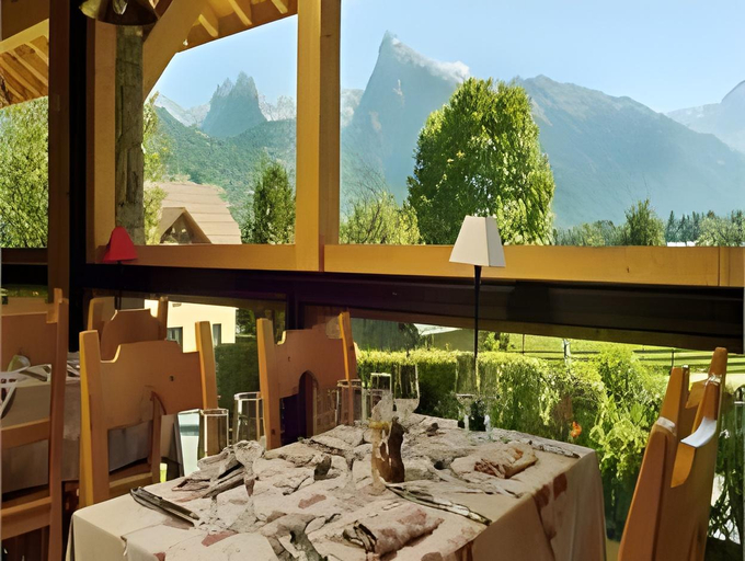 Food & Drinks 4, Cafe-Hotel Le Morillon, Domaine du Grand Massif-Samoens, Haute-Savoie